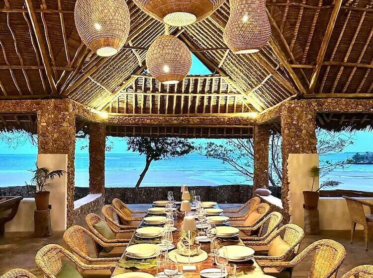 هتل Mwazaro Beach Lodge