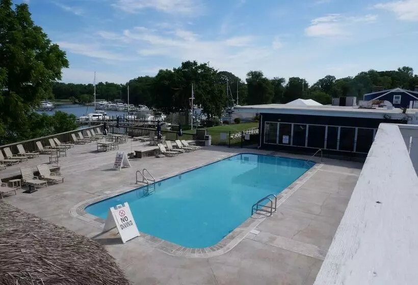 Hotelli The Lodge At Great Oak Landing