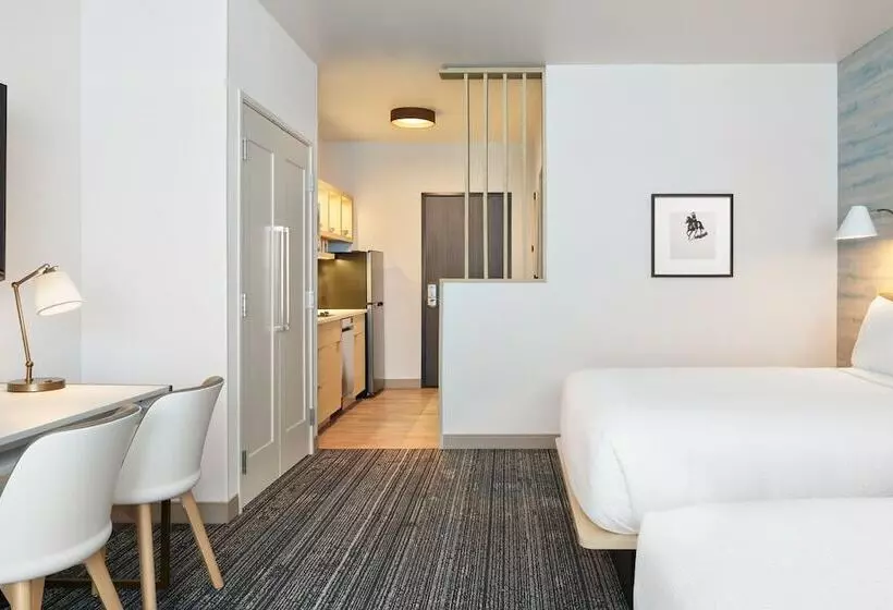 هتل Towneplace Suites By Marriott Tempe