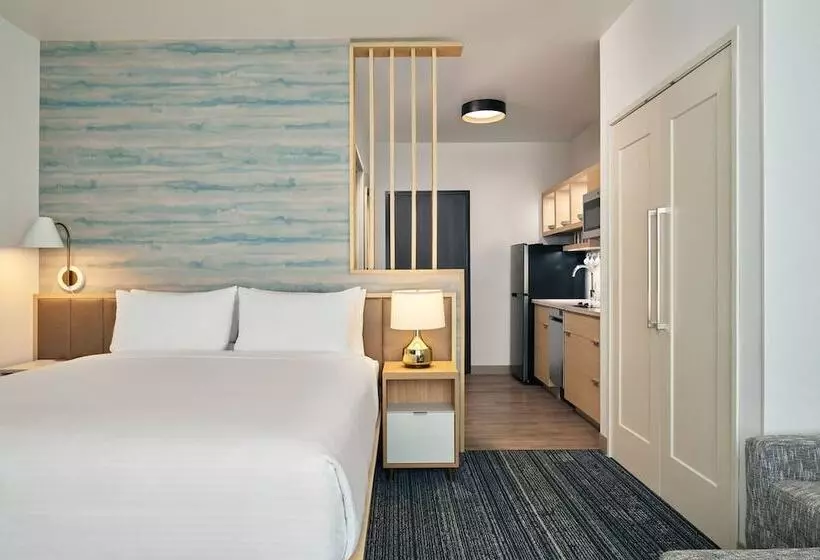 هتل Towneplace Suites By Marriott Tempe