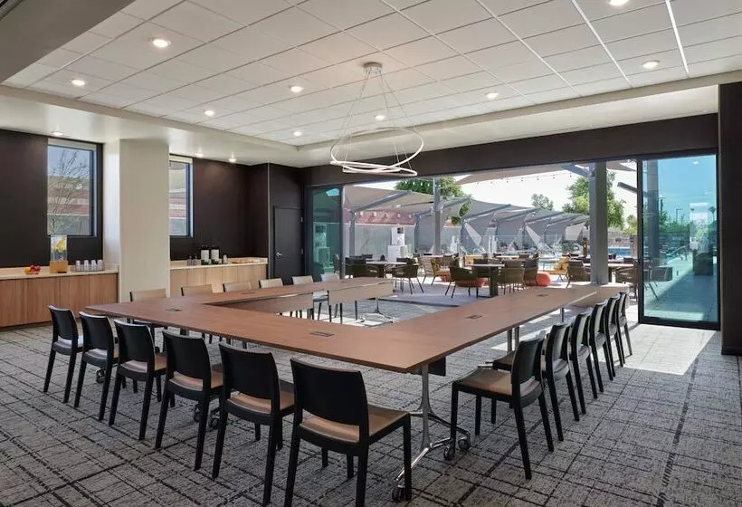 هتل Towneplace Suites By Marriott Tempe