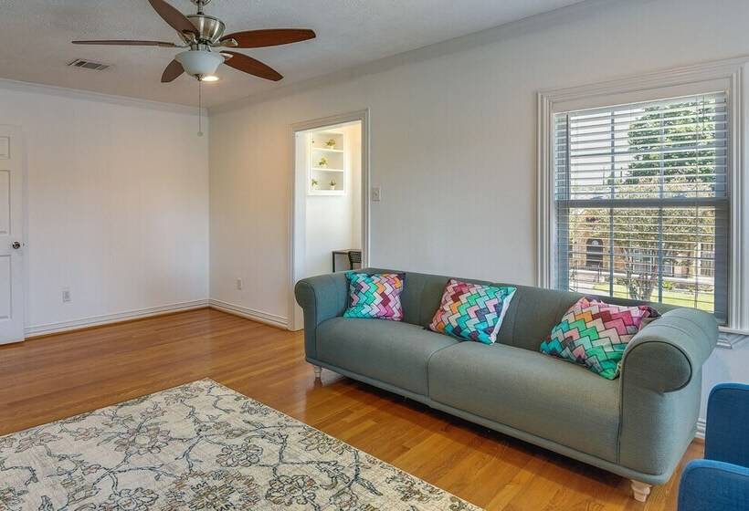 Quaint Houston Hideaway 3 Mi To Downtown!