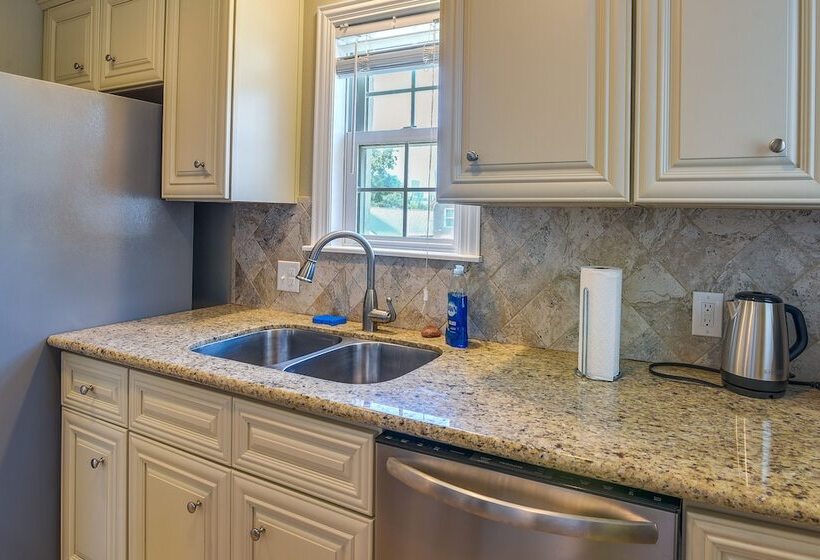 Quaint Houston Hideaway 3 Mi To Downtown!