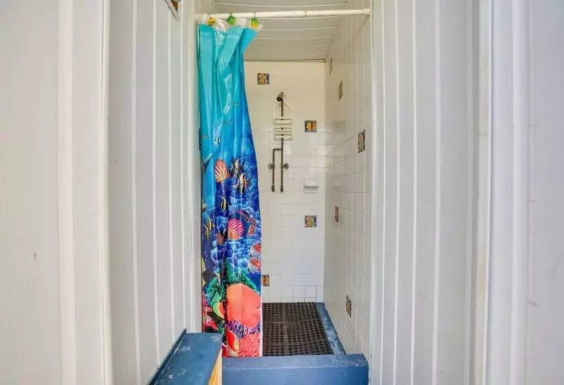 Jersey Shore Retreat Near Wildwood Boardwalk!