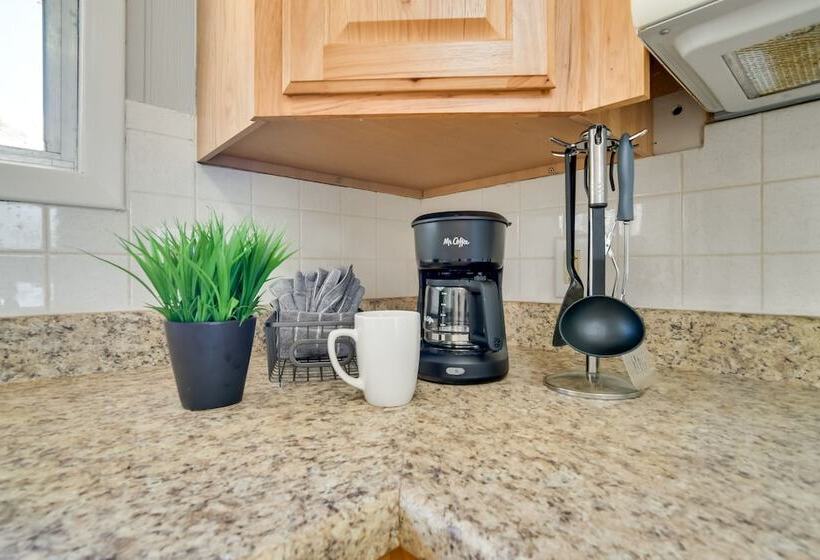 Kimberling City Home: Boat Slip & Lakefront Bliss!