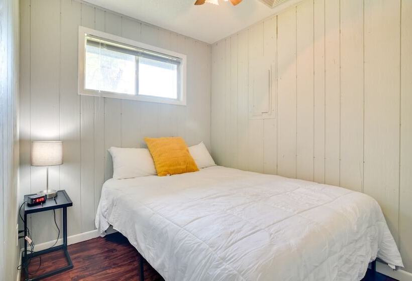 Kimberling City Home: Boat Slip & Lakefront Bliss!