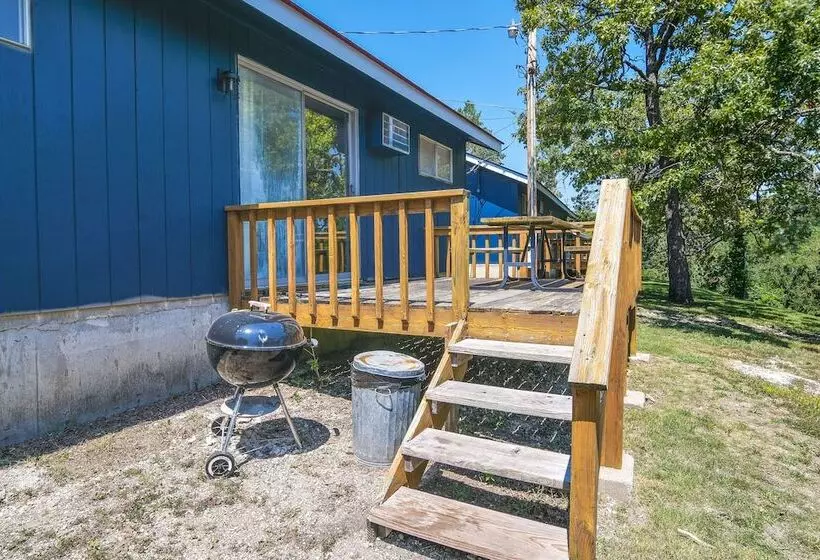 Lakefront Escape W/ Boat Slip On Table Rock Lake!