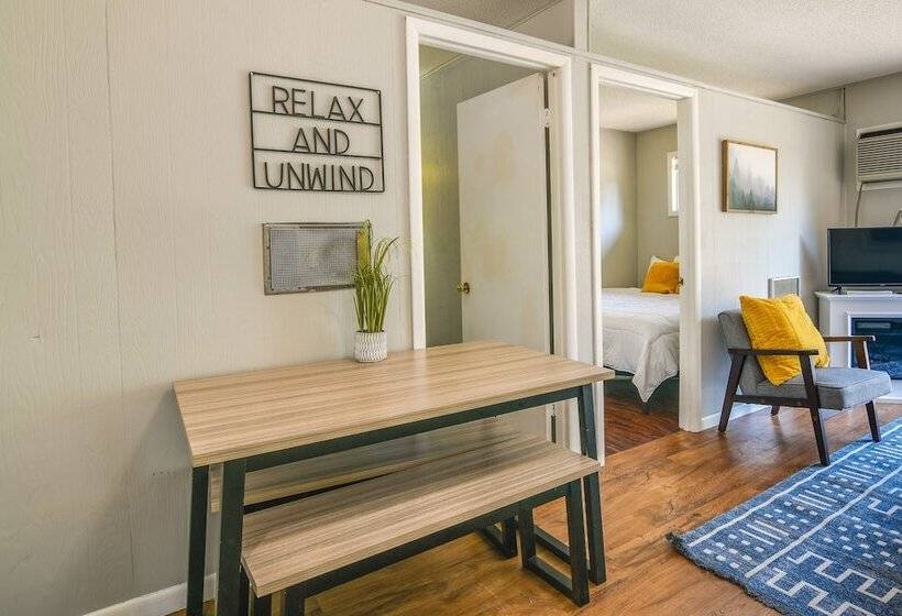 Lakefront Escape W/ Boat Slip On Table Rock Lake!