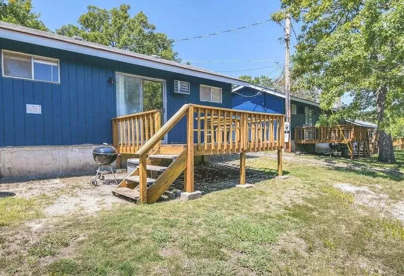 Lakefront Escape W/ Boat Slip On Table Rock Lake!