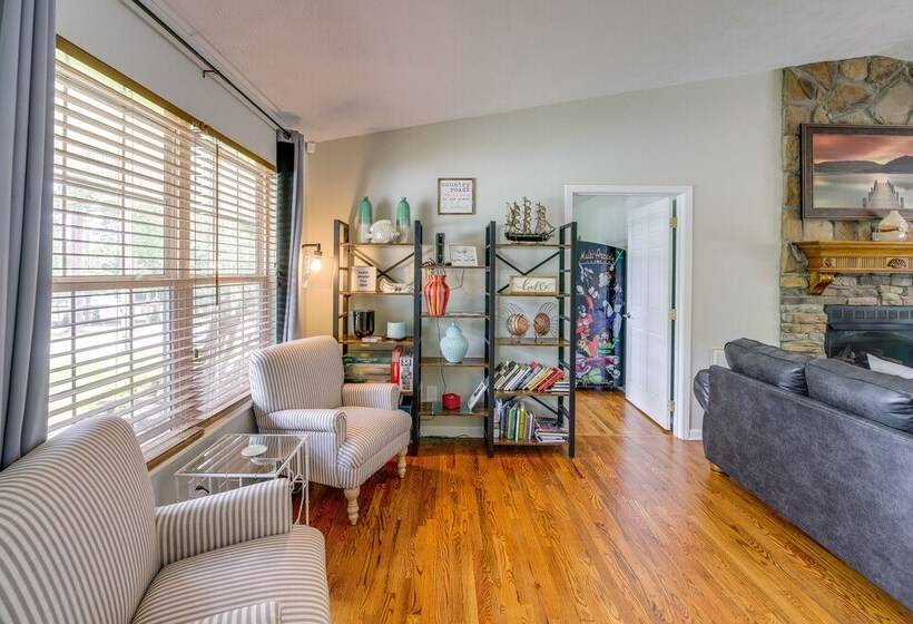 Lakefront Home W/ Hot Tub 15 Mi To Dollywood!