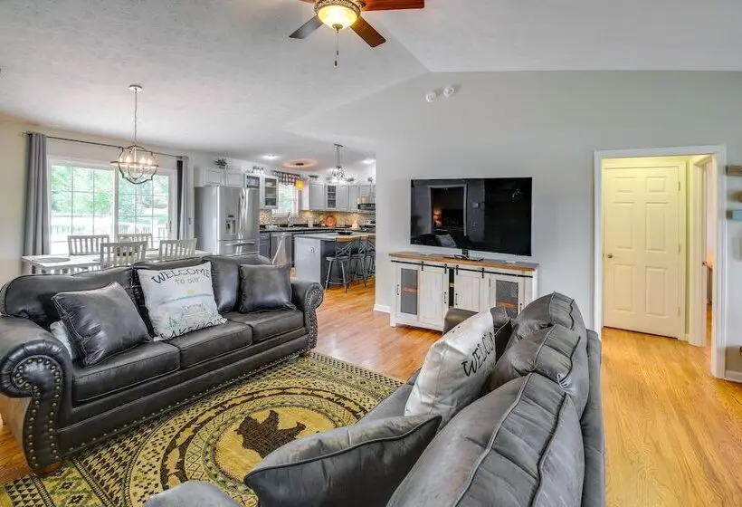 Lakefront Home W/ Hot Tub 15 Mi To Dollywood!