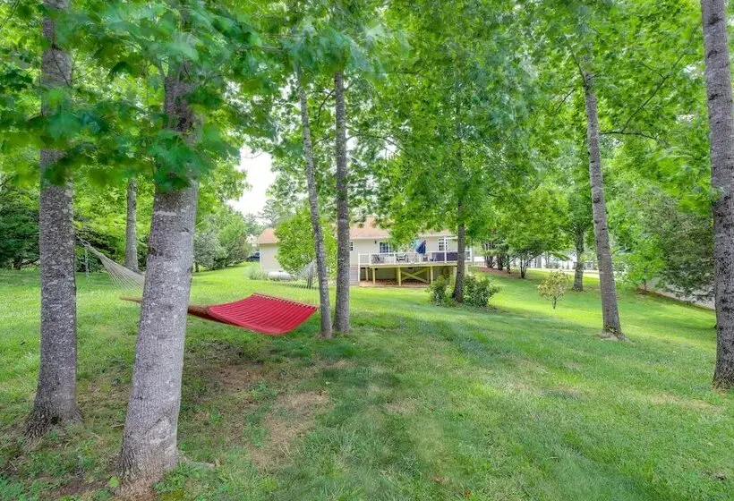Lakefront Home W/ Hot Tub 15 Mi To Dollywood!
