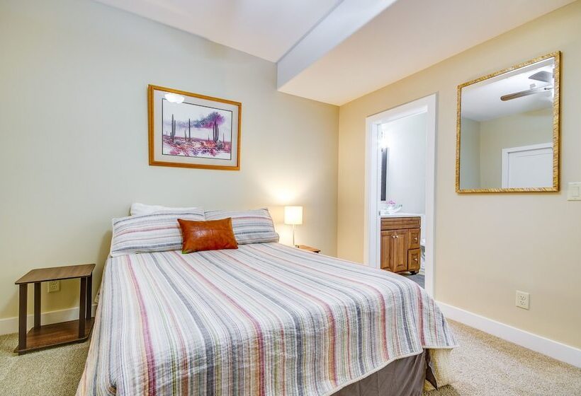 Lakefront Osage Beach Retreat W/ Boat Slip!