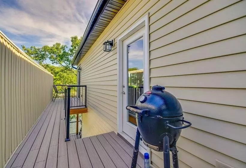 Lakefront Osage Beach Retreat W/ Boat Slip!