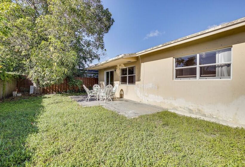 North Lauderdale Vacation Rental: 8 Mi To Beach!