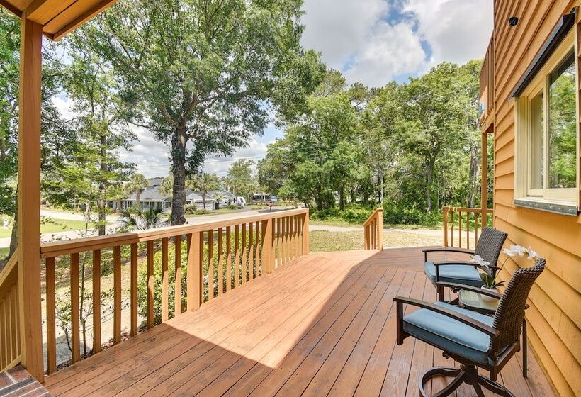 Walk To North Myrtle Beach: Family Friendly Home!