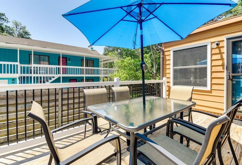 Walk To North Myrtle Beach: Family Friendly Home!