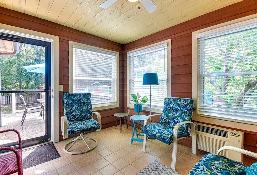 Walk To North Myrtle Beach: Family Friendly Home!