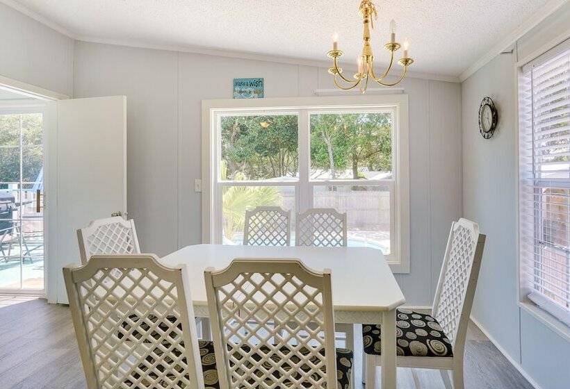 Panama City Home W/ Private Pool, Walk To Beaches!