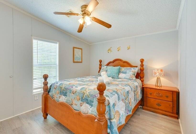 Panama City Home W/ Private Pool, Walk To Beaches!