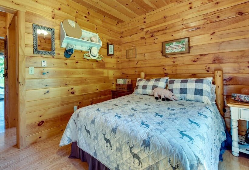 Pet Friendly Island Retreat   Boat Access Only!