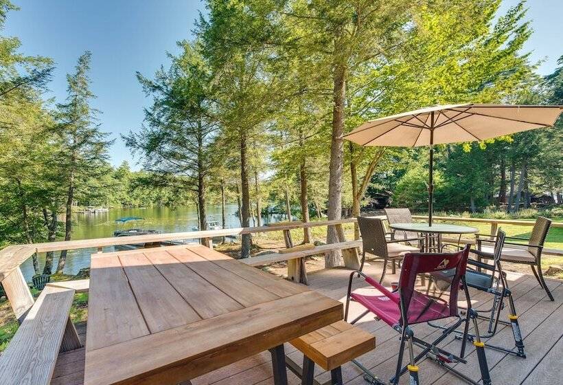 Pet Friendly Island Retreat   Boat Access Only!