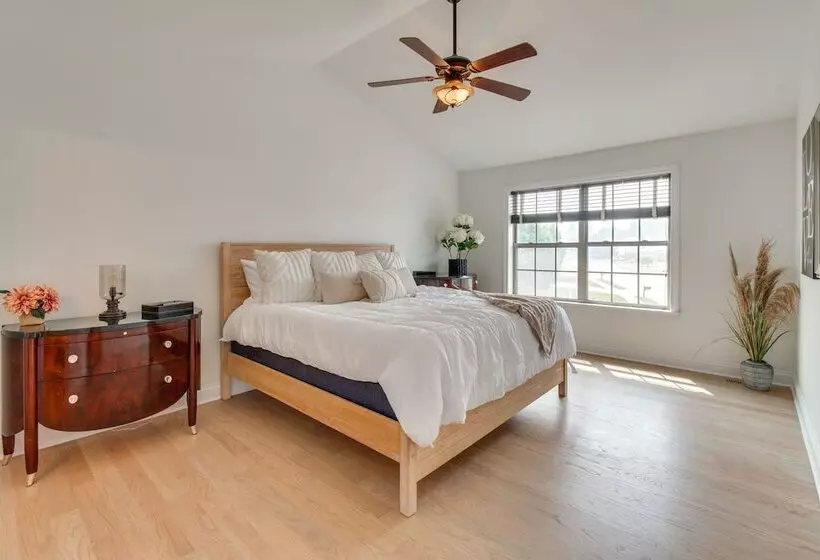 Prime Peoria Retreat W/ Deck & Fireplace!