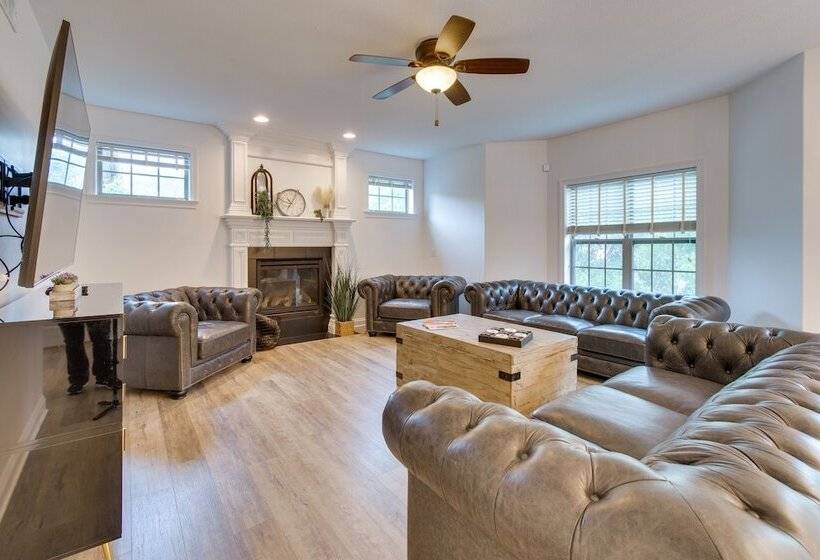 Prime Peoria Retreat W/ Deck & Fireplace!