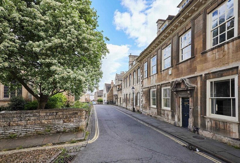إقامة Beautiful 2 Bed Victorian House In Stamford