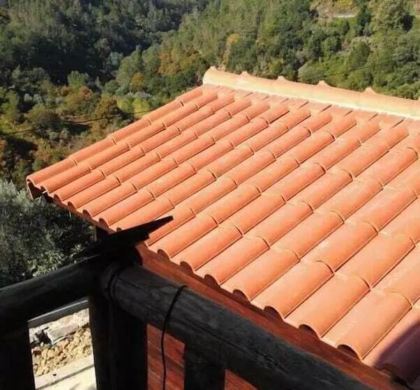 Residenssi Immaculate 1 Bed House In Gois Mountain View