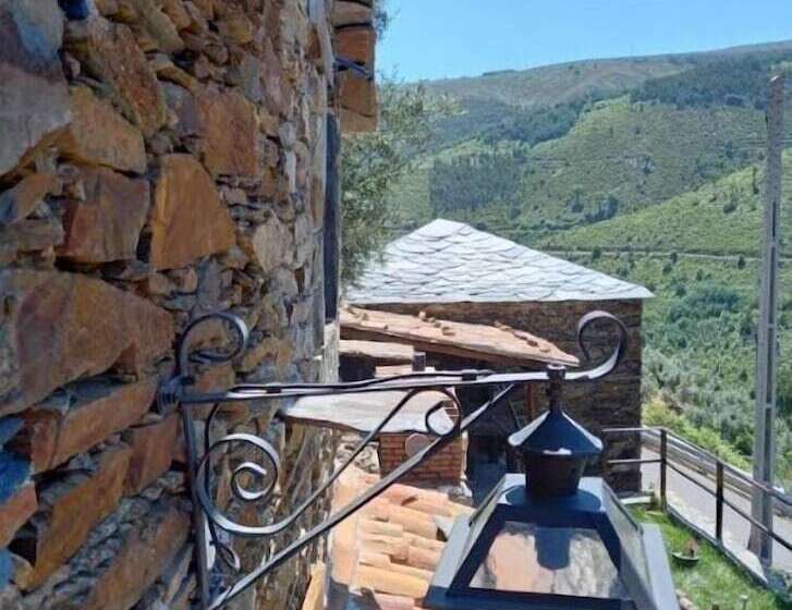 Резиденция Immaculate 1 Bed House In Gois Mountain View