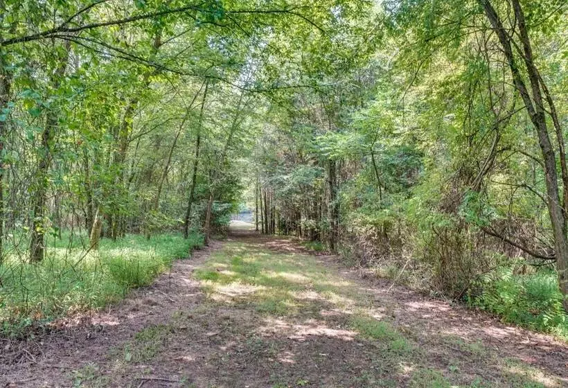 Pet Friendly Greensboro Home On 50 Private Acres