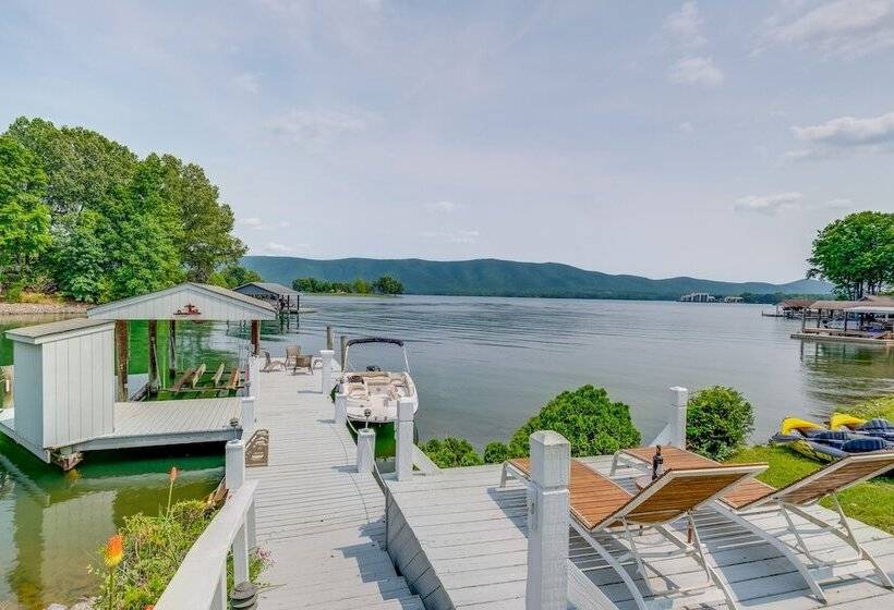 Waterfront Smith Mountain Lake Home W/ Dock!