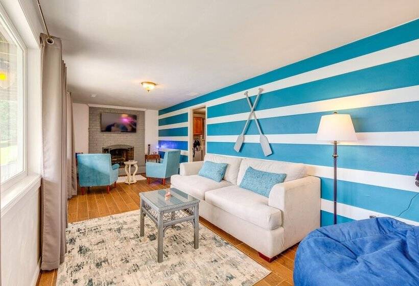 Waterfront Smith Mountain Lake Home W/ Dock!