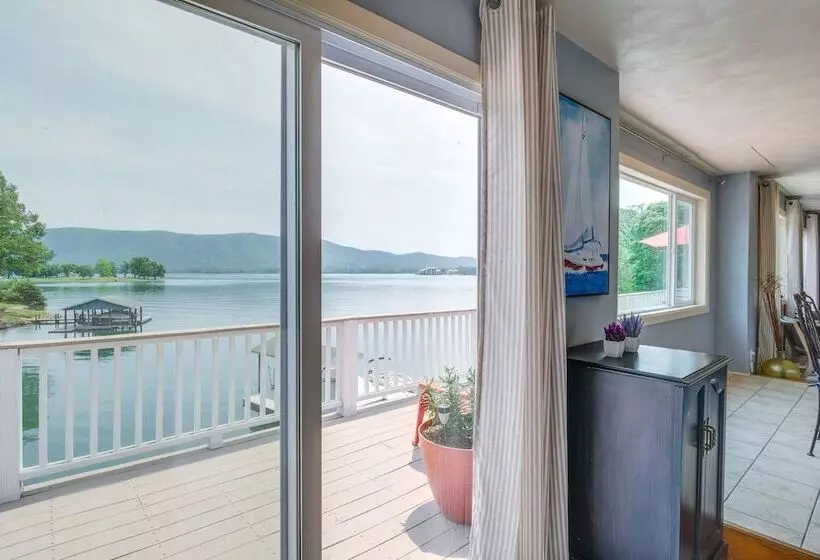 Waterfront Smith Mountain Lake Home W/ Dock!