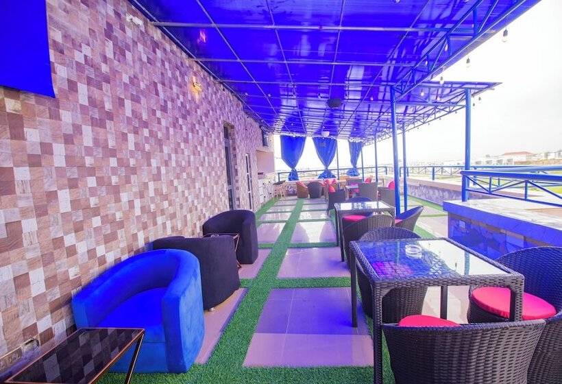 Chinbell Luxury Hotel And Suites