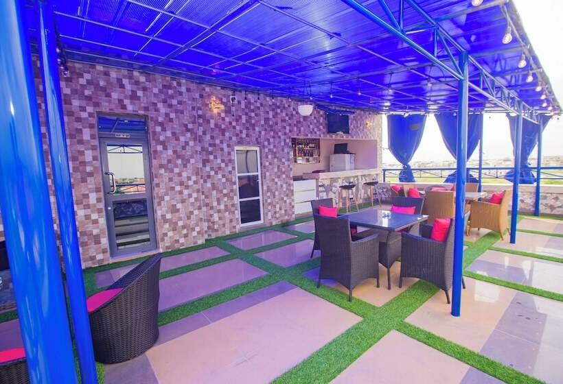 Chinbell Luxury Hotel And Suites