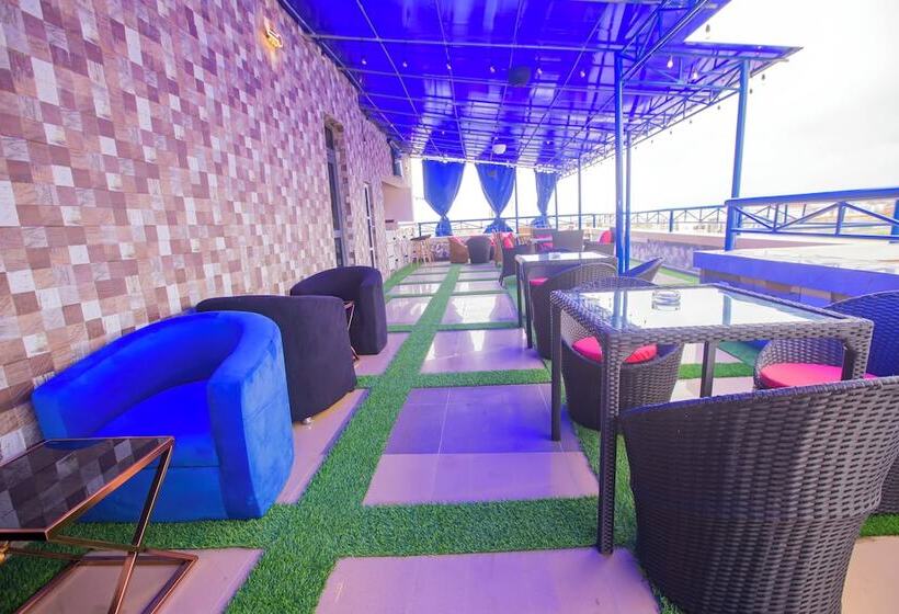 Chinbell Luxury Hotel And Suites