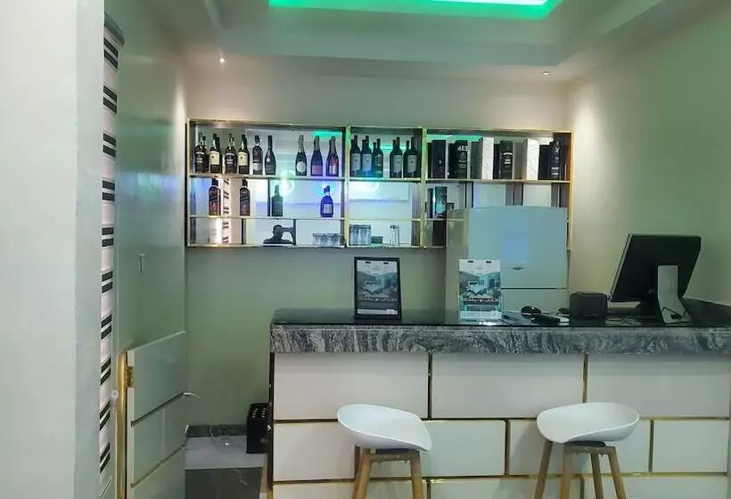 Chinbell Luxury Hotel And Suites