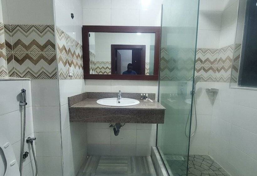 Chinbell Luxury Hotel And Suites