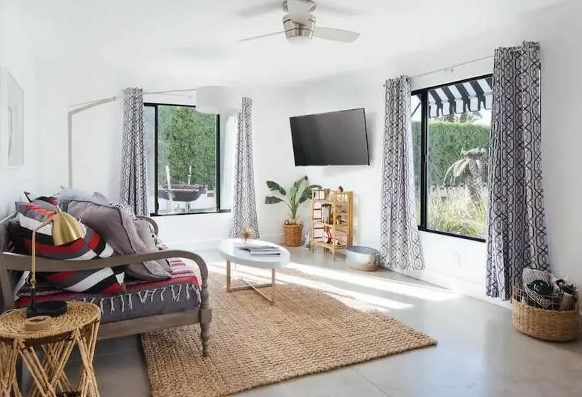 El Cid By Avantstay 16 Occ Full Hotel Buyout In Palm Springs W/ Pool!