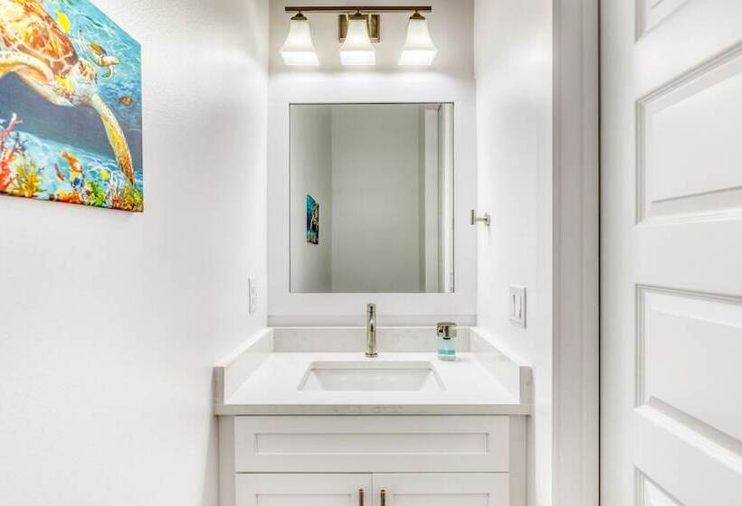 Flipper By Avantstay 18 Person Retreat W/ Pool