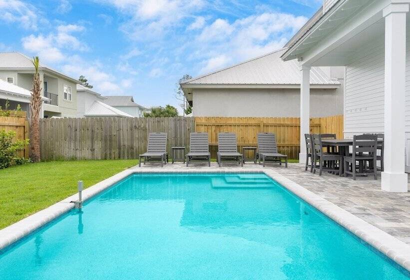 Flipper By Avantstay 18 Person Retreat W/ Pool