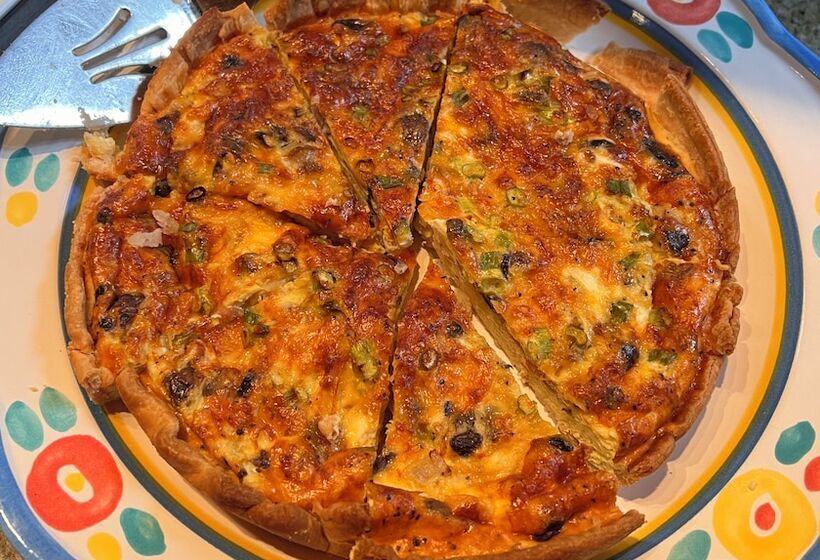 Floras Lake House Bed & Breakfast