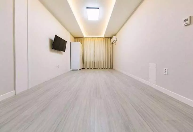 Hotelli Chorok Pension