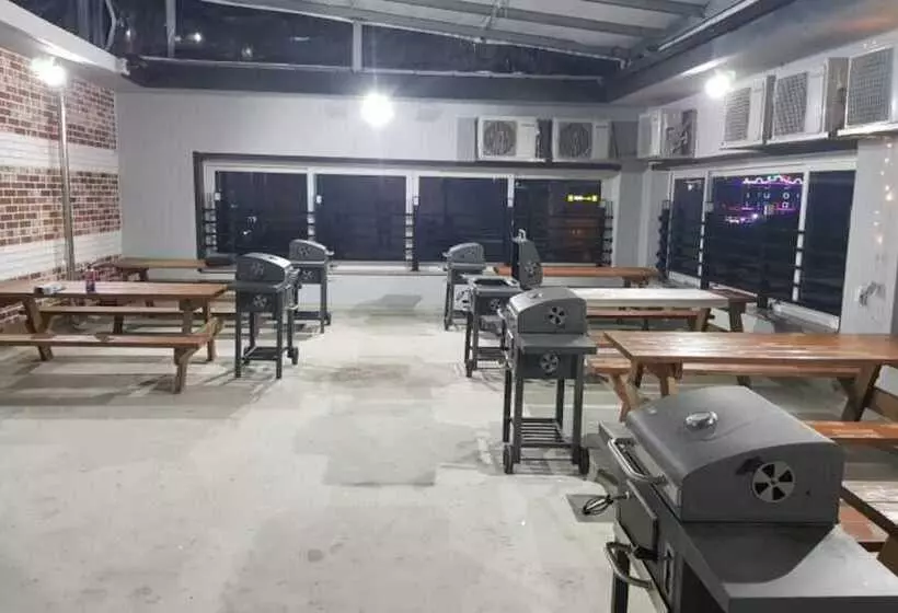 Hotelli Chorok Pension