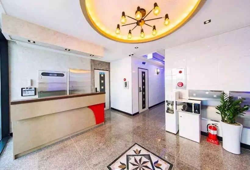 Hotelli Chorok Pension