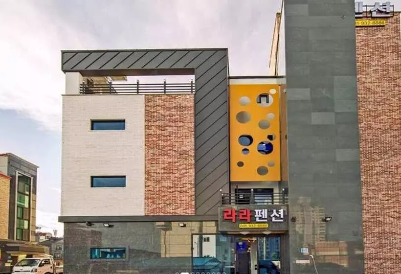 Hotelli Chorok Pension