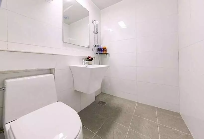 Hotelli Chorok Pension