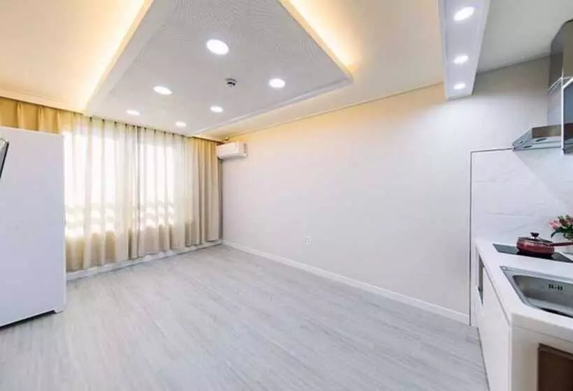 Hotelli Chorok Pension